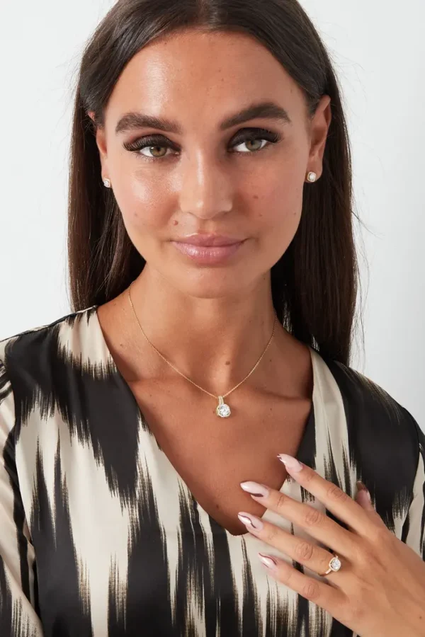 Ketting Vierkante steen, Ketting, gold plated, moissaniet, zirkonium