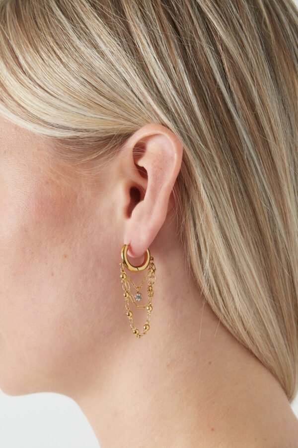 Oorbellen chained up, Oorbellen, dames, oorbel met ketting, stainless steel, strass steentje, goud kleurig,