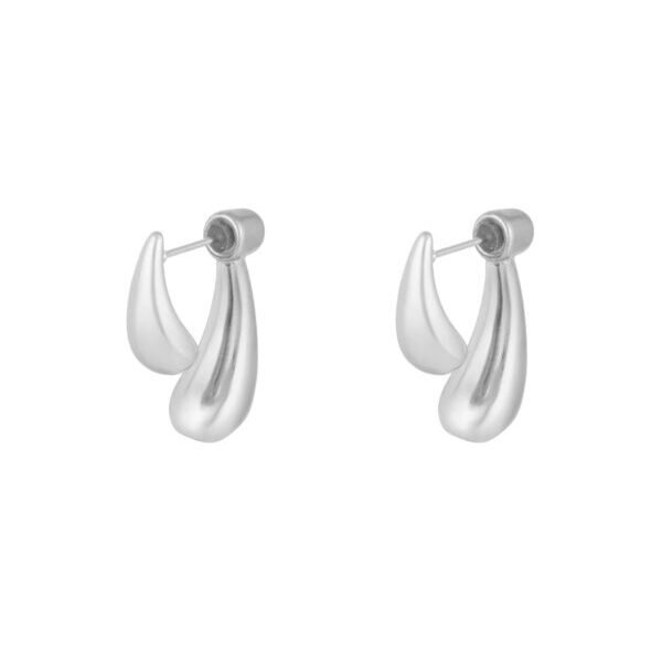 Classy earrings