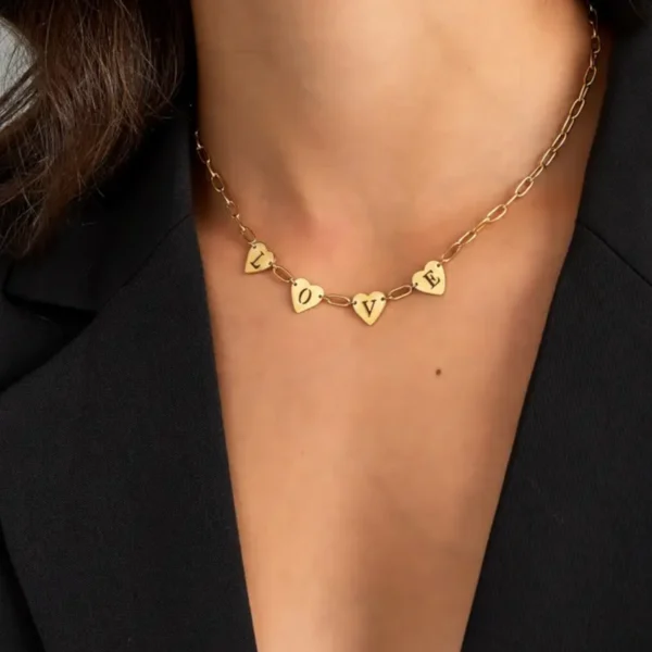 Loving link ketting, schakelketting, stainless steel, 39 + 5 cm, met 4 hartjes, in elk hartje een letter "LOVE", goud keurig