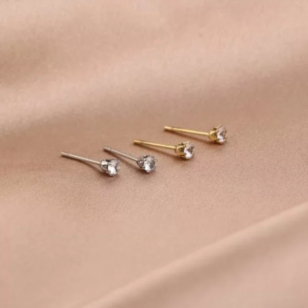 Oorsteker met steentje, Oorstekers, stainless steel, strass steentje, 0,3 mm diameter, zilver en goud kleurig,