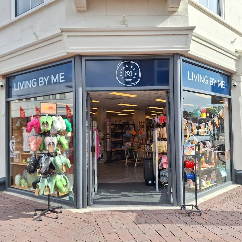 Living by my, Haaksbergen, Winkel