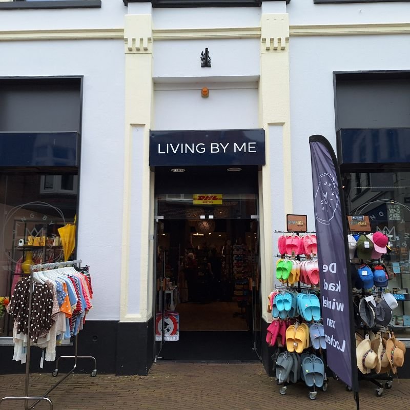 Living by my, Lochem, Winkel