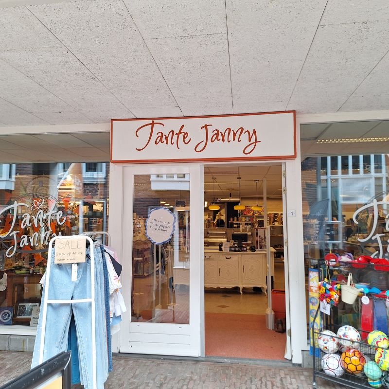 Tante Janny, Ruurlo, Winkel,